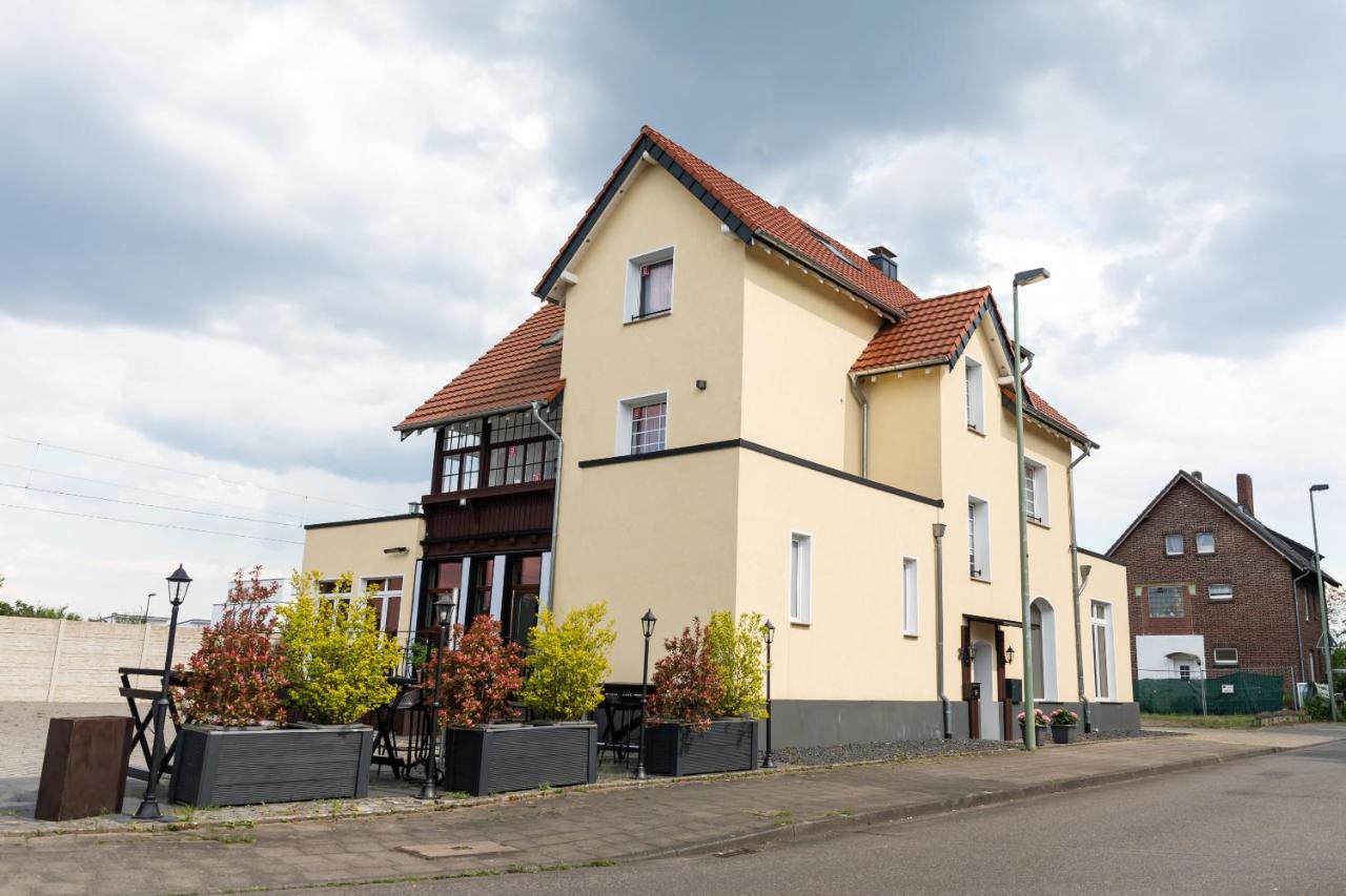 Pension Und Location Cham Meerbusch Luaran gambar